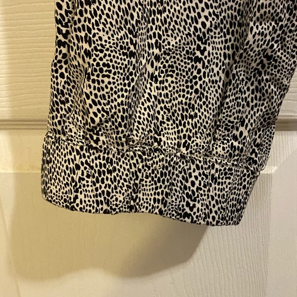 ***3/$30***Rewind EUC Animal Print Slacks Size 2X - Picture 3 of 5
